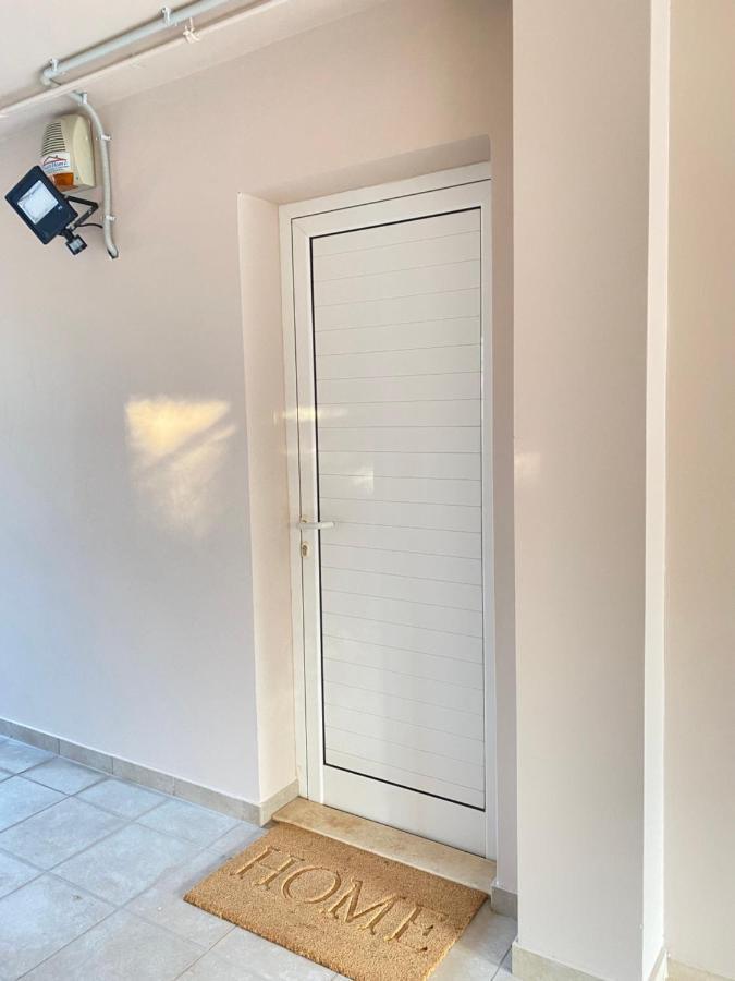 Seaside One-Bedroom On Chalkis المظهر الخارجي الصورة