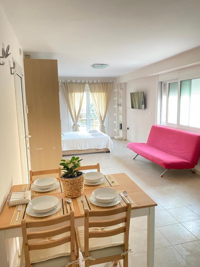Seaside One-Bedroom On Chalkis المظهر الخارجي الصورة