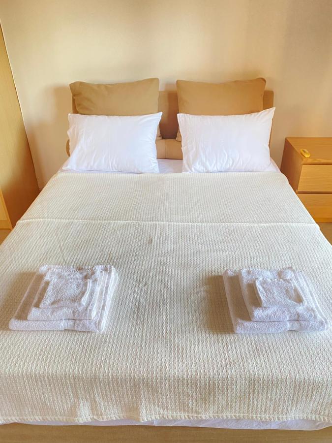 Seaside One-Bedroom On Chalkis المظهر الخارجي الصورة